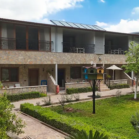 Doga Ciftlik 말마리스