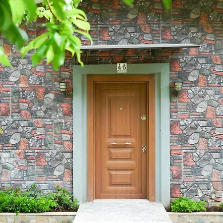 아파트호텔 Doga Ciftlik 말마리스